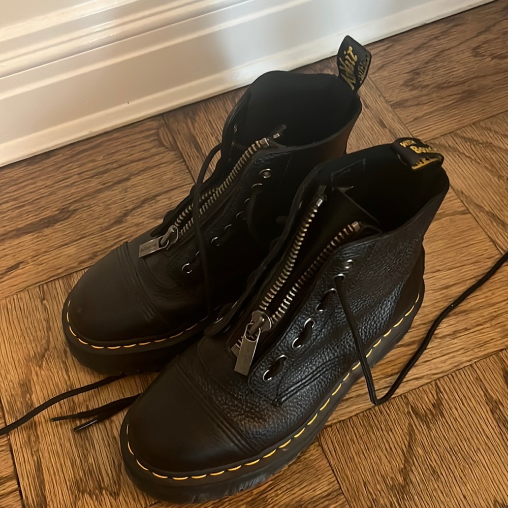 Dr marten Sinclair milled nappa leather platform boot